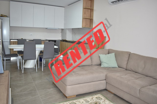 Apartament 3+1 per qira te Garden Residence Turdiu , ne Tirane.
Apartamenti ndodhet ne katin e 6 te